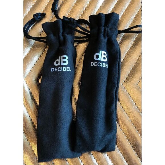 AZZARO - NWOT - Set of 2 db Decibel For Man Spray Minis w/Pouch. .25 fl oz Each - Picture 5 of 13